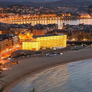 magnifica-swit-room-sama.sansebastianhotels.net/